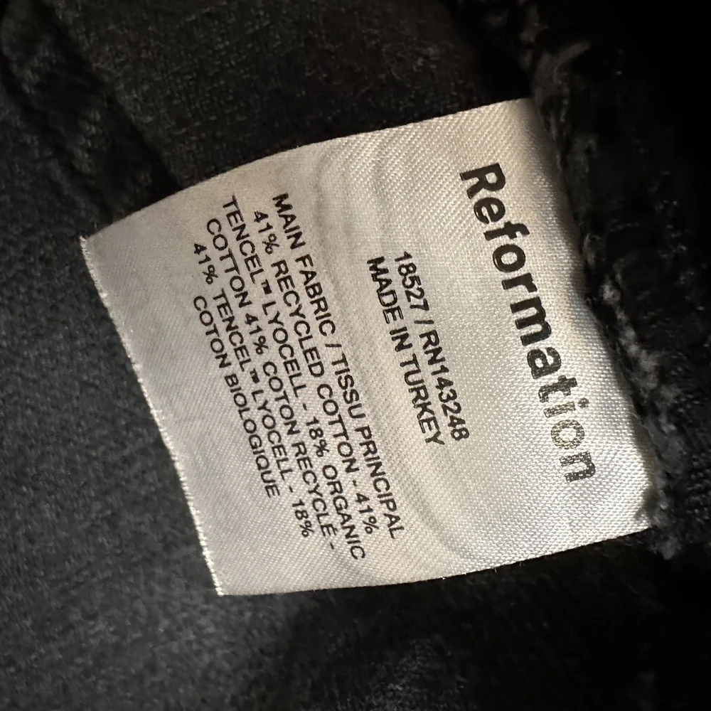 Reformation Havana Wash Denim Shorts Size 25